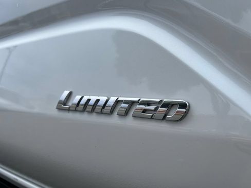 New 2026 Toyota 4Runner Limited AWD/4WD image 10