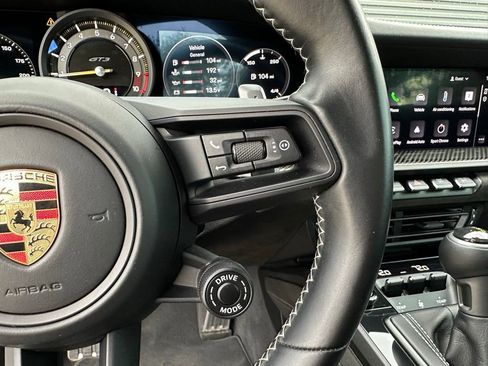 Used 2022 Porsche 911 GT3 image 16