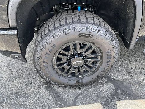 New 2026 Chevrolet Silverado 2500 ZR2 AWD/4WD image 8
