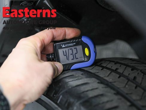 Used 2024 Toyota Highlander LE image 30