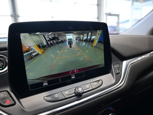 Used 2023 Chevrolet Blazer LT image 16