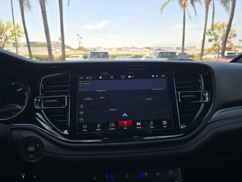 Used 2025 Dodge Durango GT AWD/4WD image 31