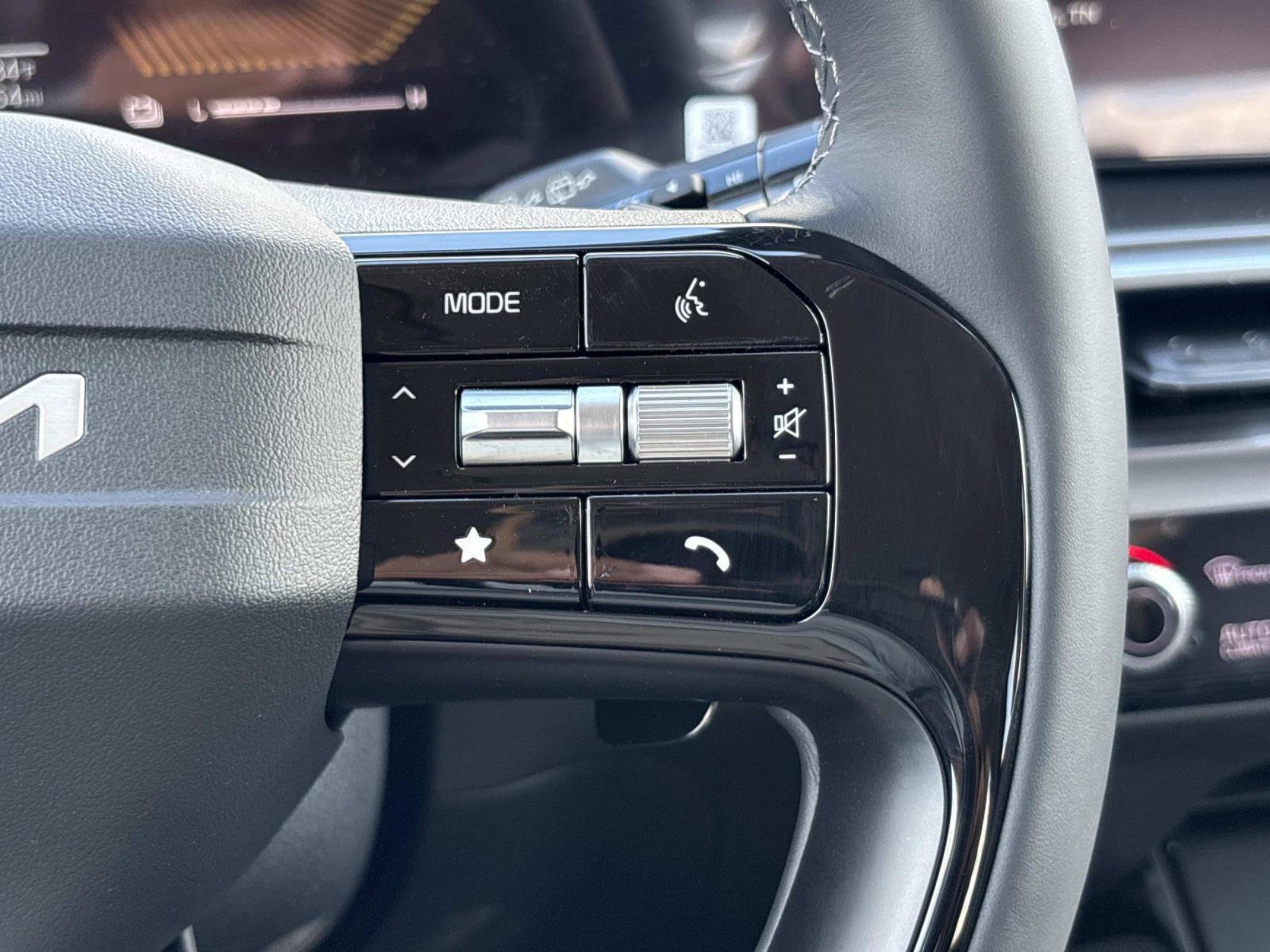 New 2026 Kia Sorento EX FWD image 22