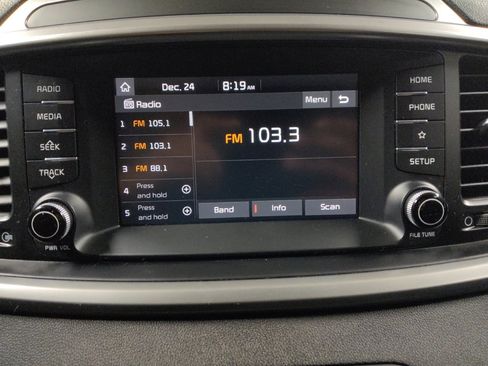 Used 2020 Kia Sorento L image 25