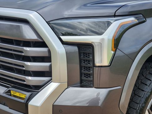 Used 2024 Toyota Tundra Limited w/ Power Package AWD/4WD image 9