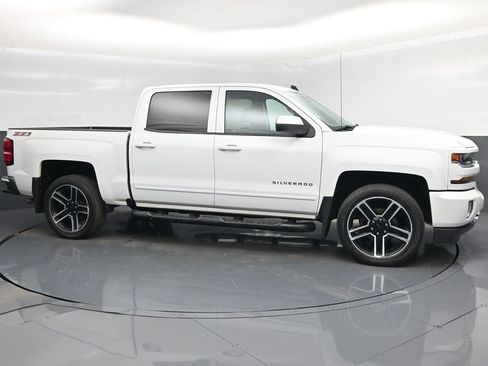Used 2017 Chevrolet Silverado 1500 LT w/ LPO, Black Pack image 1