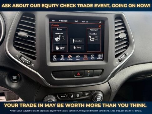 Used 2022 Jeep Cherokee Latitude Lux AWD/4WD image 16