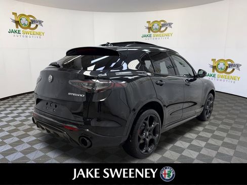 New 2026 Alfa Romeo Stelvio Sprint image 8