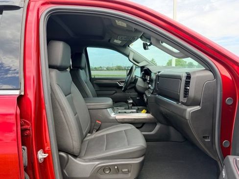 Certified 2025 Chevrolet Silverado 1500 LTZ AWD/4WD image 10