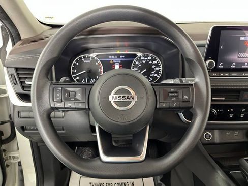 Used 2021 Nissan Rogue S FWD image 21