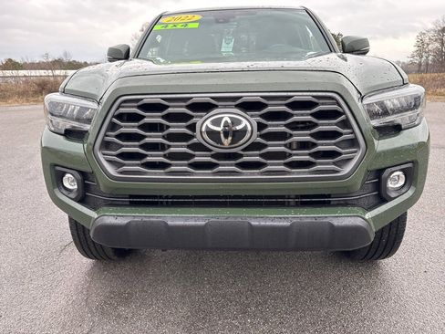 Used 2022 Toyota Tacoma TRD Off-Road image 44