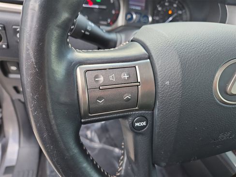 Used 2019 Lexus GX 460 image 9