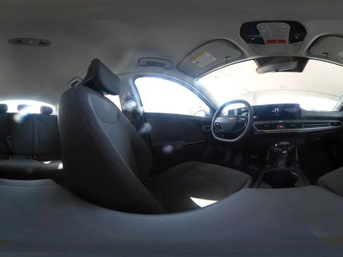 Used 2025 Kia K4 FWD image 42