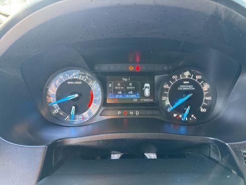 Used 2018 Ford Explorer Police Interceptor Utility AWD image 19