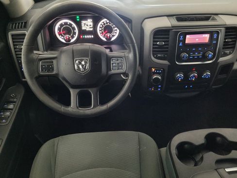 Used 2018 RAM 1500 Express AWD/4WD image 22