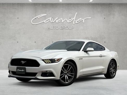 Used 2017 Ford Mustang Coupe image 1