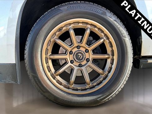 Used 2019 Cadillac Escalade ESV Platinum image 8