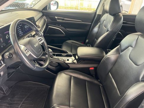 Used 2024 Kia Telluride S AWD/4WD image 4