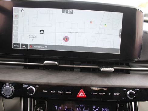 Certified 2023 Kia Carnival SX image 58