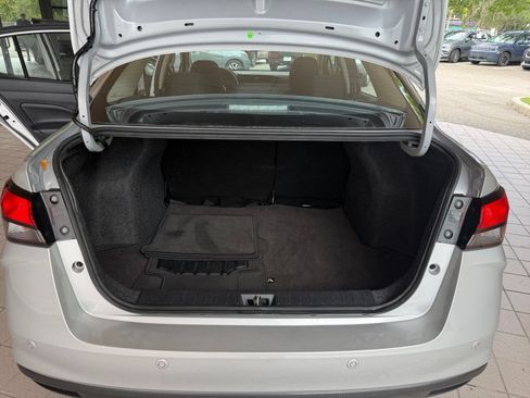 Used 2025 Nissan Versa SV FWD image 25