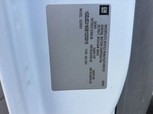 Used 2008 GMC Savana 3500 image 19