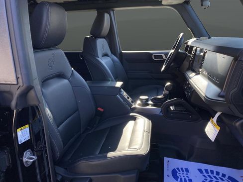 New 2025 Ford Bronco Big Bend w/ Black Diamond Package image 40