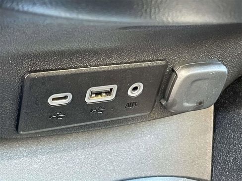 Used 2024 Chevrolet Malibu LT image 26