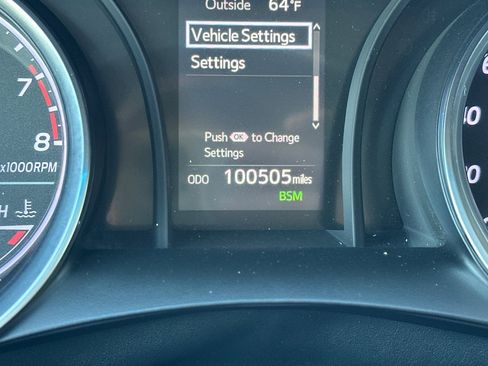 Certified 2018 Toyota Camry SE w/ Convenience Package image 23