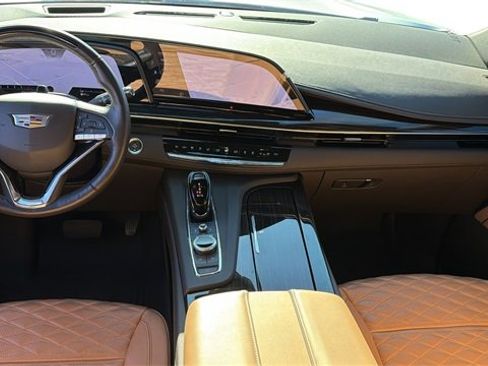 Used 2024 Cadillac Escalade Sport w/ Touring Package image 15