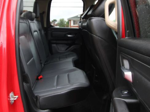 Used 2020 RAM 1500 Tradesman AWD/4WD image 11