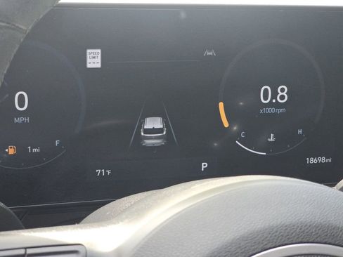 Used 2024 Hyundai Kona SEL w/ Convenience Package FWD image 28