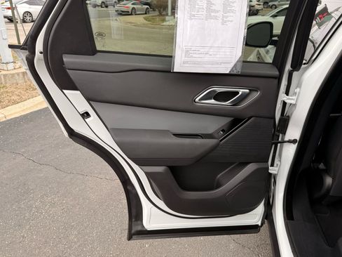 Used 2024 Land Rover Range Rover Velar S image 41