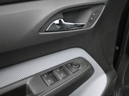 New 2027 Chevrolet Bolt RS w/ Technology Package FWD image 24