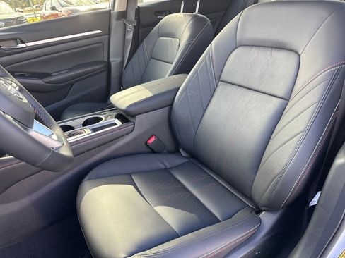 New 2025 Nissan Altima 2.5 SR image 22