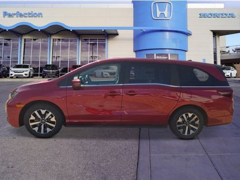 New 2026 Honda Odyssey EX-L image 2