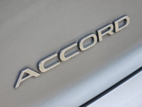 Used 2023 Honda Accord EX image 10
