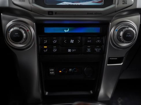 Used 2016 Toyota 4Runner Limited image 33