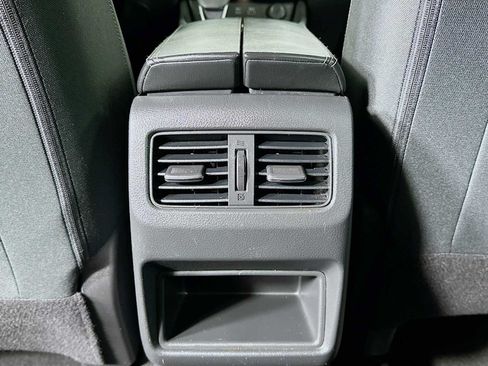 Used 2021 Nissan Rogue S FWD image 22
