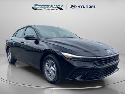 New 2026 Hyundai Elantra SE