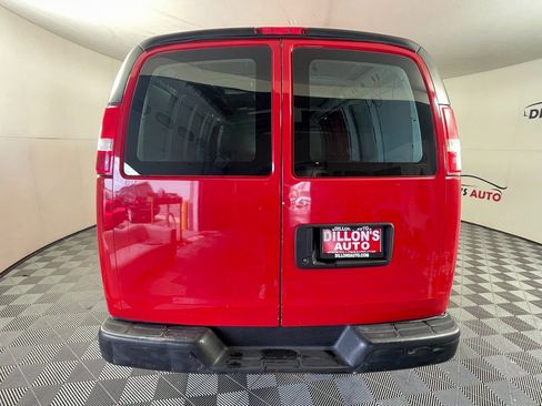 Used 2015 Chevrolet Express 2500 image 5