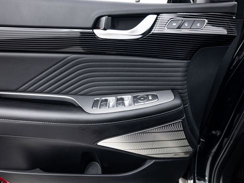 Used 2024 Hyundai Palisade Calligraphy image 13