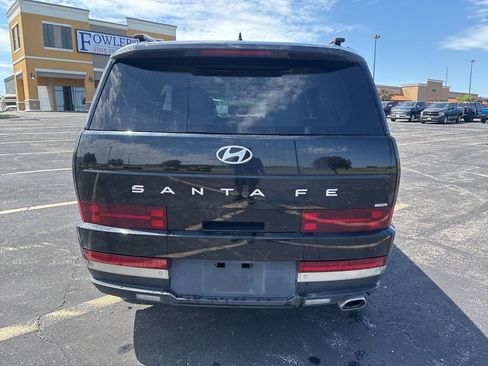 Used 2025 Hyundai Santa Fe Limited AWD/4WD image 6