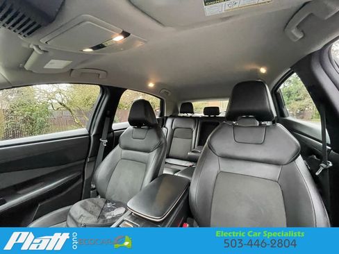 Used 2023 Nissan Ariya AWD image 31