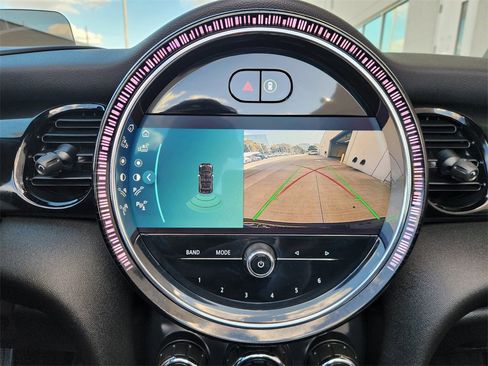 Used 2022 MINI Cooper S image 19