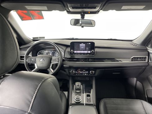 Used 2022 Mitsubishi Outlander SEL Black Edition image 15