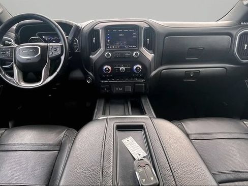 Used 2022 GMC Sierra 1500 Denali w/ Driver Alert Package II AWD/4WD image 14