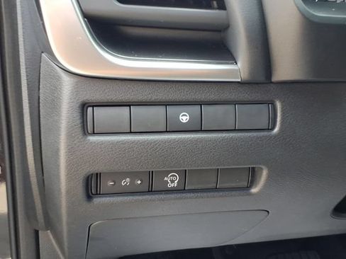 Certified 2023 Nissan Rogue SV AWD/4WD image 20