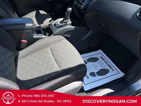 Certified 2019 Nissan Rogue Sport SV w/ Technology Package FWD image 37