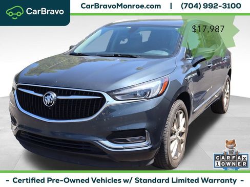 Used 2019 Buick Enclave Essence FWD image 2