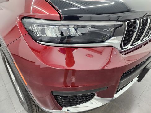 Used 2023 Jeep Grand Cherokee L Laredo w/ Trailer Tow Group (B) image 25